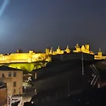 Rooftop Face A La Cite 'rfc' Каркассонн