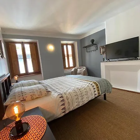 Bed & Breakfast Rooftop Face A La Cite 'rfc'