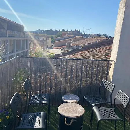 Rooftop Face A La Cite 'rfc' Каркассон