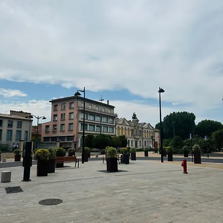 Rooftop Face A La Cite 'rfc' 3*