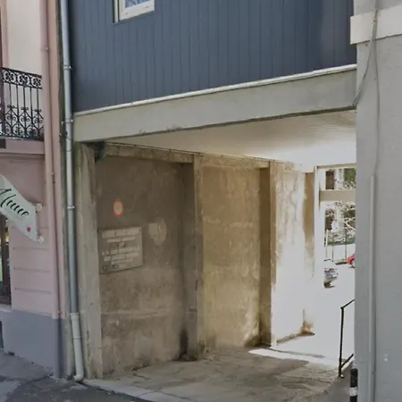 Rooftop Face A La Cite 'rfc' Bed & Breakfast Carcassonne