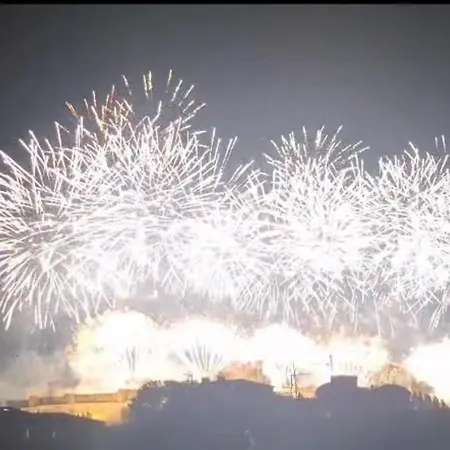 Rooftop Face A La Cite 'rfc' 3*