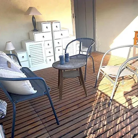 Rooftop Face A La Cite 'rfc' Bed & Breakfast Carcassonne