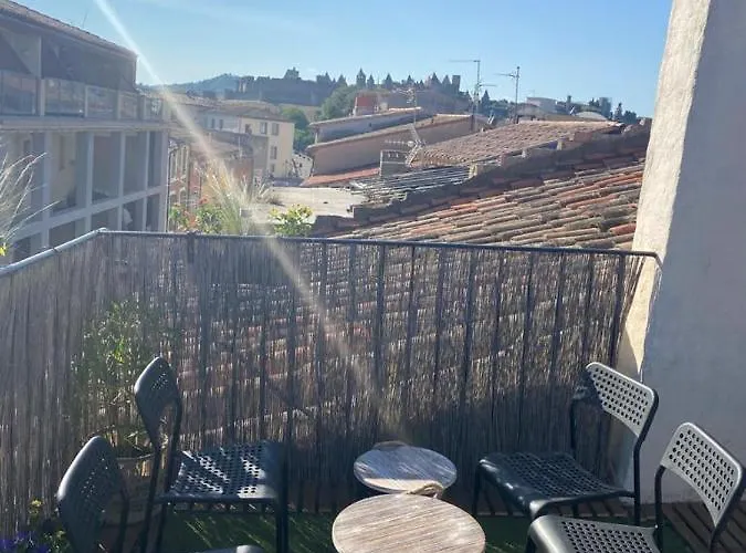 Rooftop Face A La Cite 'rfc' Carcassonne