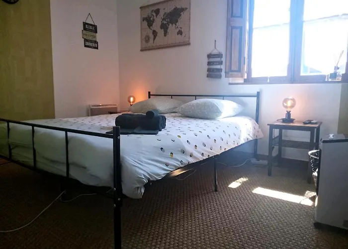 Alojamento de Acomodação e Pequeno-almoço Rooftop Face à La Cité 'rfc' Carcassonne