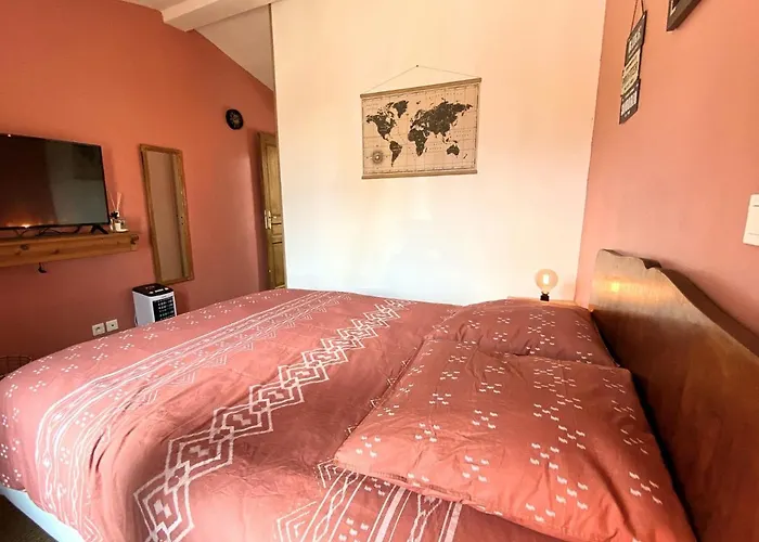 فندق مبيت وإفطار Rooftop Face A La Cite 'rfc'